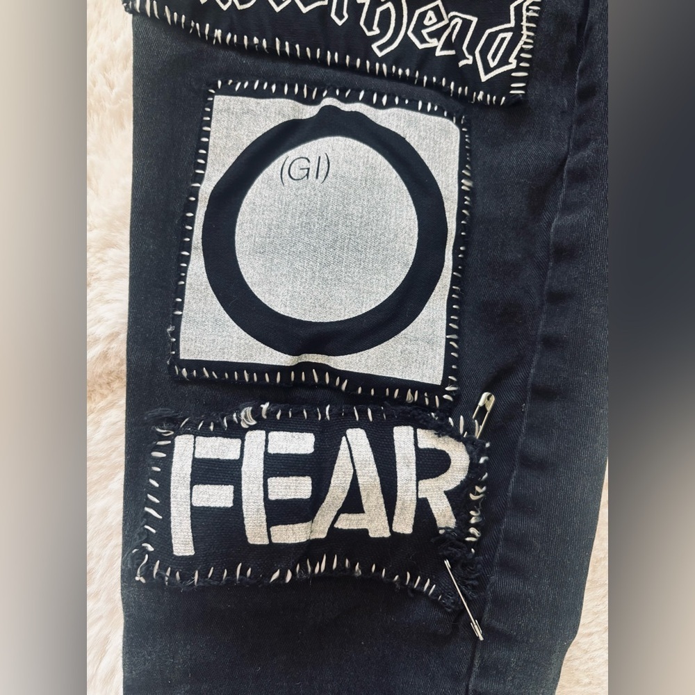 Tripp NYC Customize Studded & Patch Work Black Denim Jeans Size: 30 - Picture 3 of 7